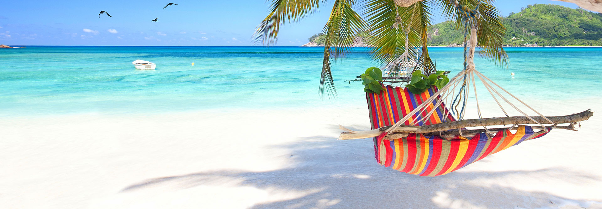 Hängeliege am Strand